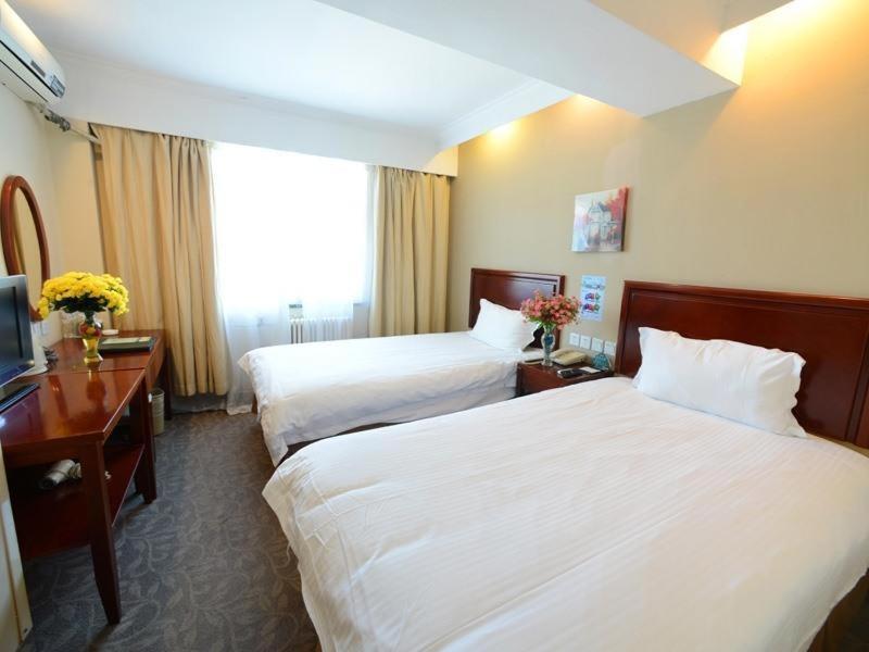 Greentree Fengxian District Nanqiaoxincheng Metro Station Express Hotelgreentree Fengxian District Nanqiaoxincheng Metro Station Express